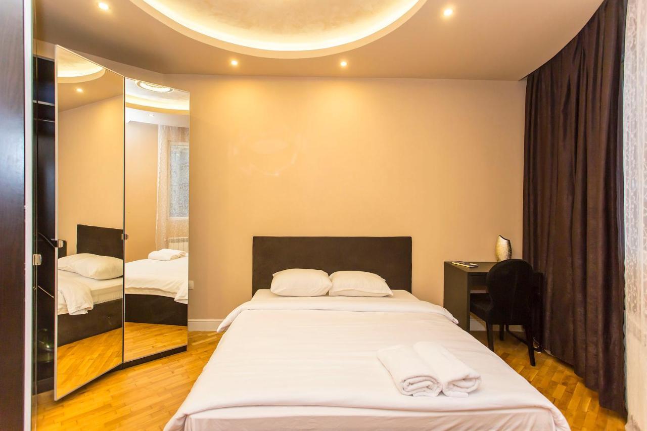 Elegant 2Bdr Apartment With A Balcony Sofia Exteriör bild