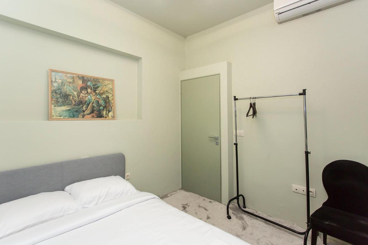 Elegant 2Bdr Apartment With A Balcony Sofia Exteriör bild