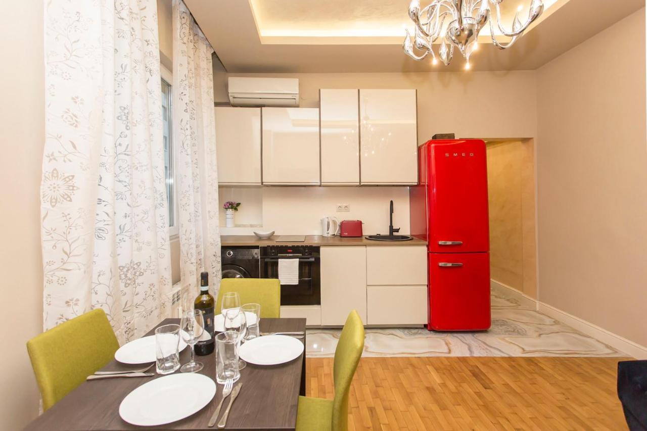 Elegant 2Bdr Apartment With A Balcony Sofia Exteriör bild