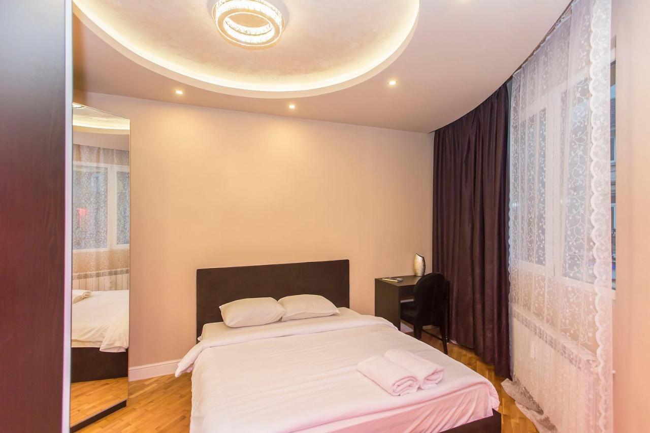 Elegant 2Bdr Apartment With A Balcony Sofia Exteriör bild